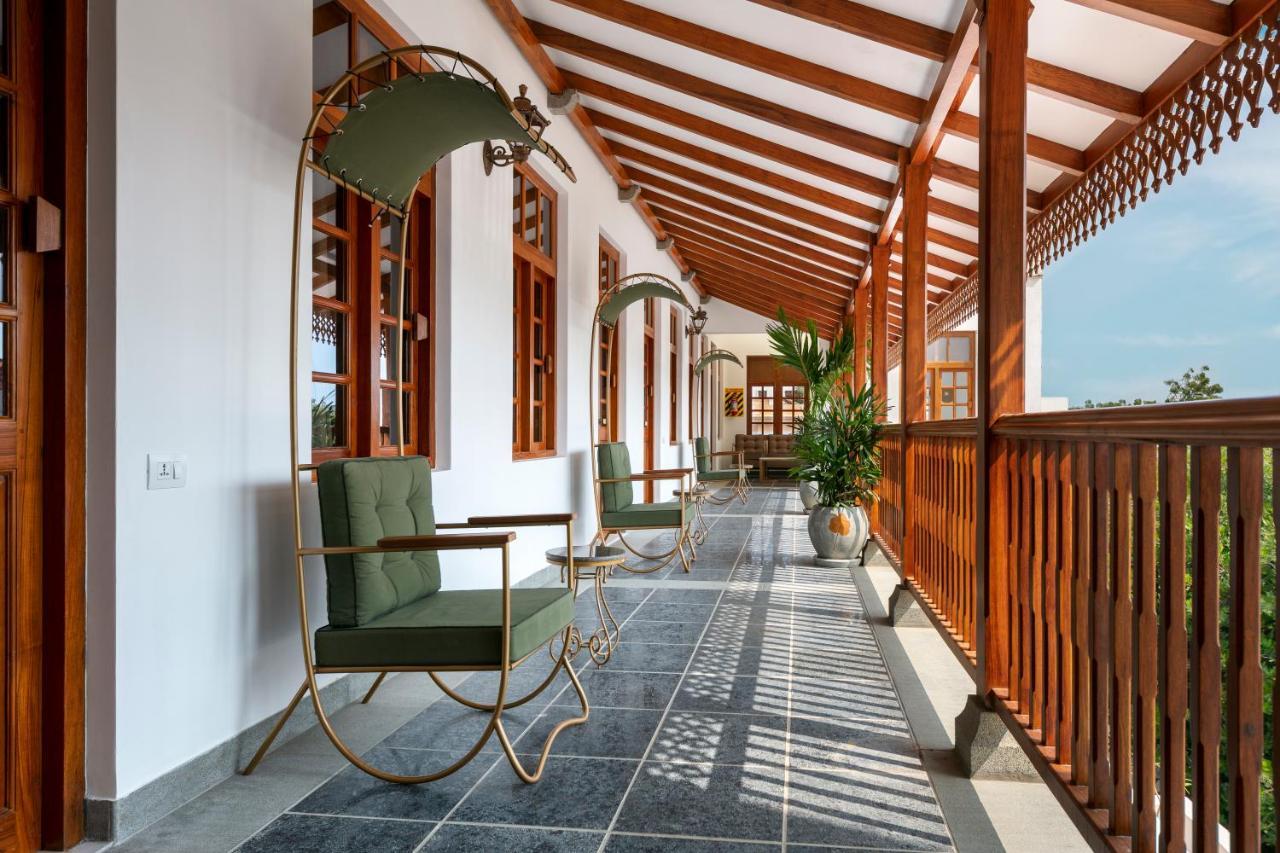 Grand Hotel D'Europe Pondicherry Exterior photo